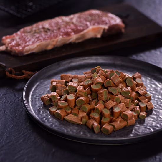Haustier-Snacks, Rindfleisch-Spirulina-Sandwich, Obst, Haustier-Snacks, OEM-Verarbeitung, gefriergetrocknete Snacks, Bonus-Rindfleisch-Chips